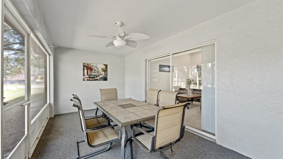 Screened Patio - 612 Oakwood Pl