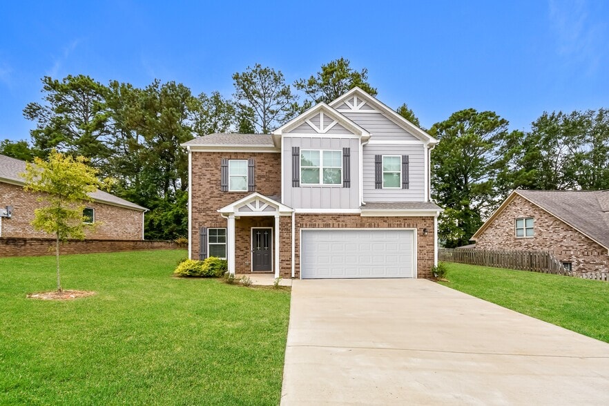 Primary Photo - 5406 Cedar Creek Dr