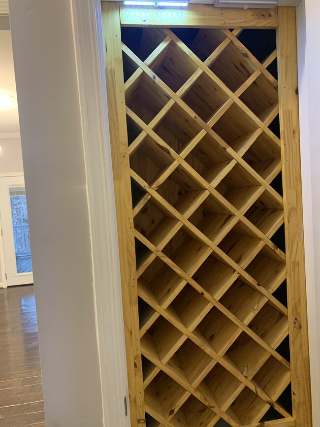 Wine closet - 2829 Carriage Meadows Dr