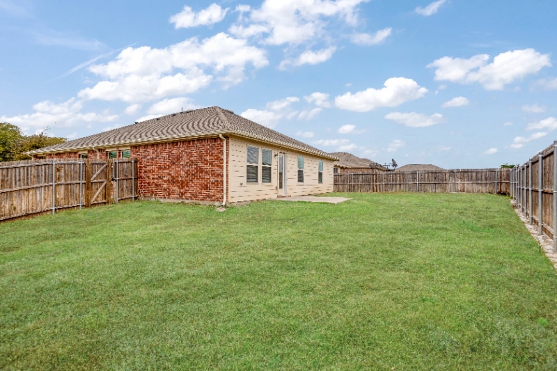 Building Photo - 2328 Stefani St