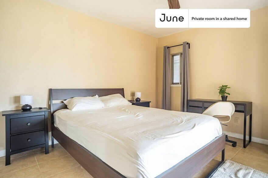 Primary Photo - Room in Shared 4 bed/2 bath home