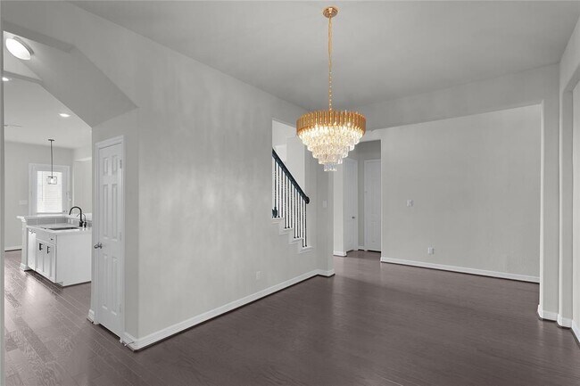Building Photo - 6026 Lake Bridge Ln