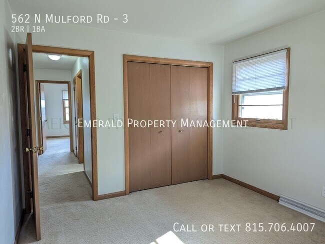 Building Photo - 562 N Mulford Rd