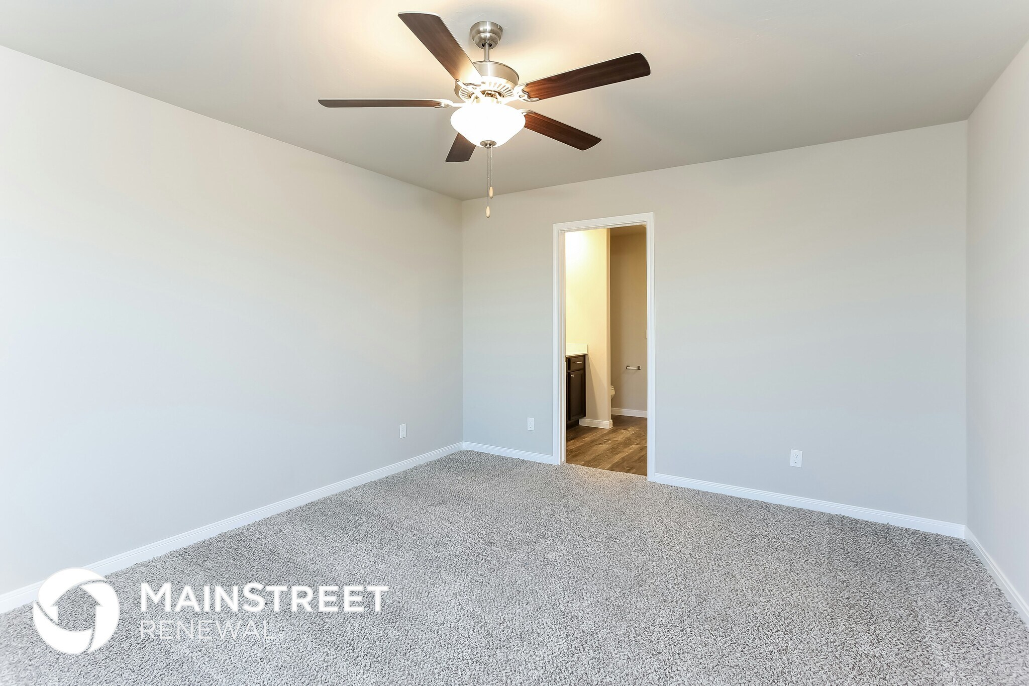 Building Photo - 1005 NW 5th St