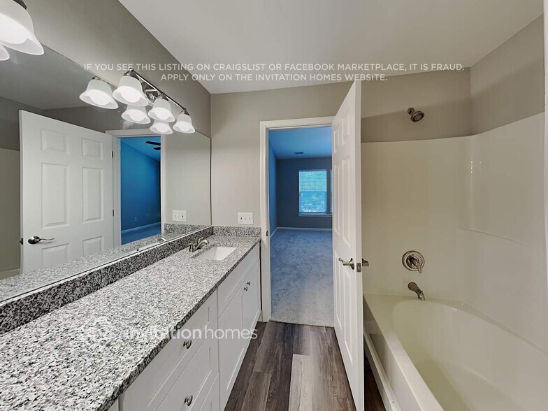 Building Photo - 7509 Eurostar Dr
