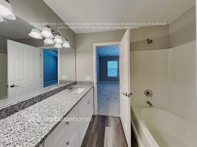 Building Photo - 7509 Eurostar Dr