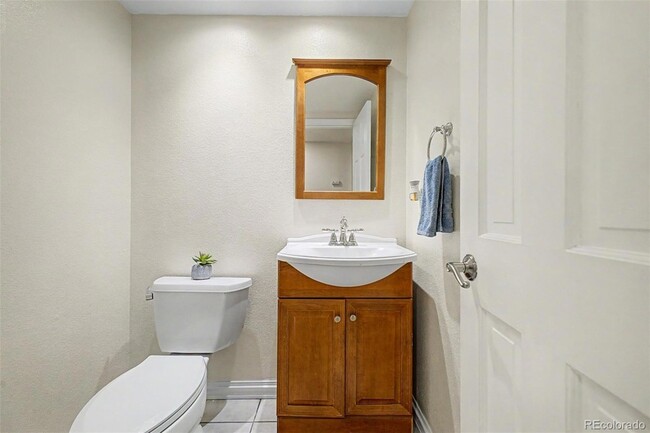 Building Photo - 11467 E Amherst Cir S