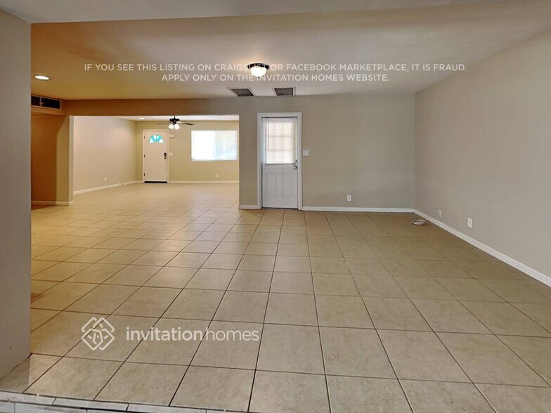 Building Photo - 12820 N 30th Ave