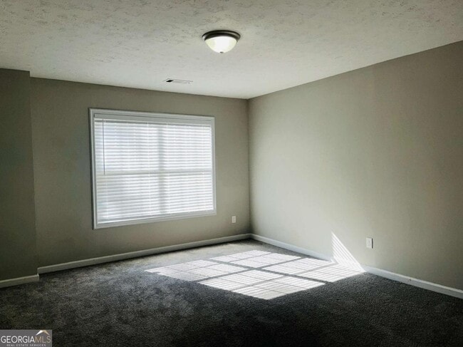 Building Photo - 46 River Mist Dr