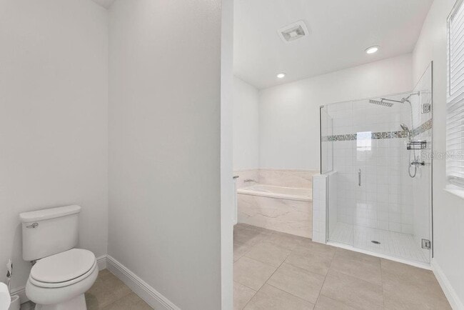 Building Photo - 7322 34th Ct E