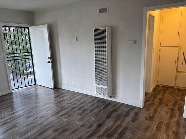 Building Photo - 6761 Atoll Ave