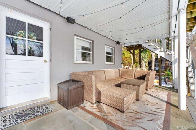 Building Photo - 34 Twin Lakes Rd