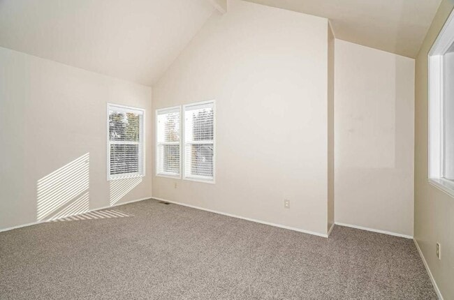 Building Photo - 14927 SE 184th St