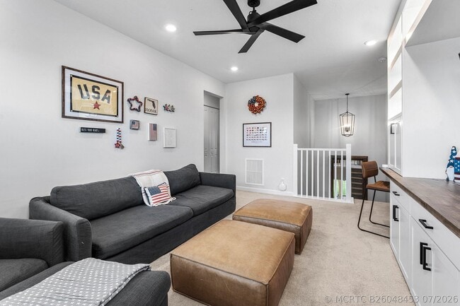 Building Photo - 981 Castaway Ct