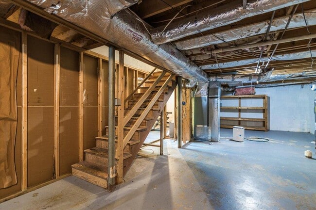 Building Photo - 5708 Bridlewood Dr
