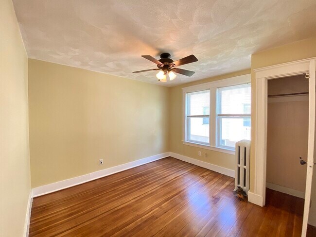 Building Photo - 39 Davis Rd