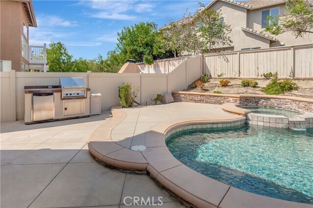 Building Photo - 47 Creek View Rd