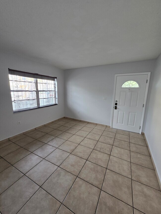 Building Photo - 2270 W 54th Pl