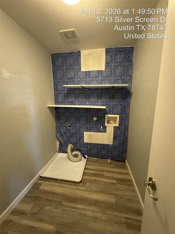 Building Photo - 5713 Silver Screen Dr