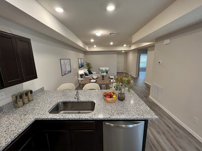 Interior Photo - 27074 Adams St