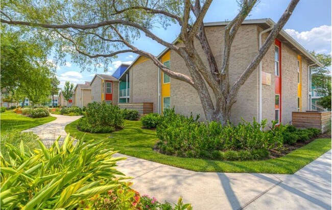 Building Photo - 8787 Hammerly Blvd