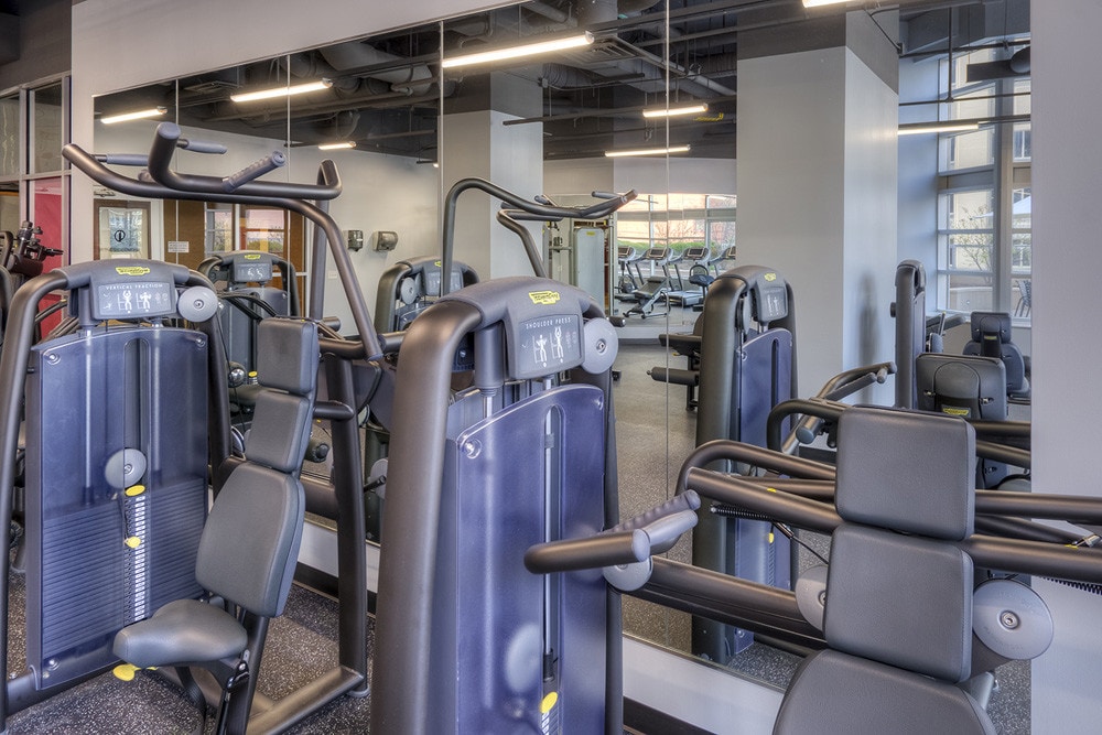 Building Photo - 490 N State St