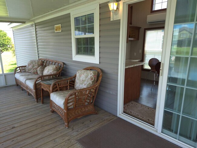 Building Photo - 200 S Banana River Dr