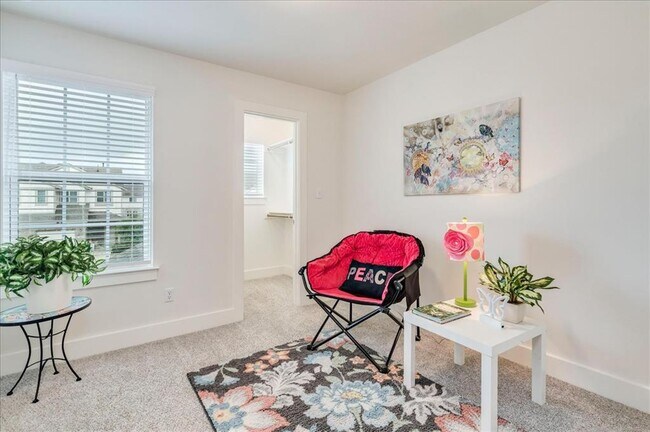 Building Photo - 439 White Steppe Way