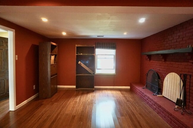 Building Photo - 3812 Littleton St