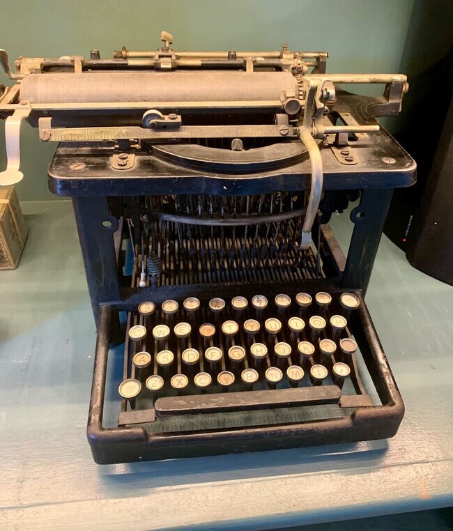 Building Photo - 1357 Canal Rd