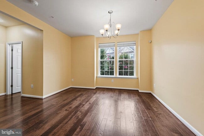 Building Photo - 306 Paladium Ct