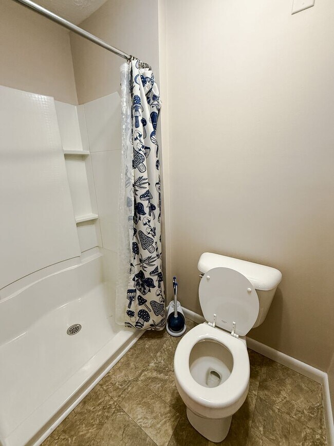 Building Photo - 7220 Ainsley St