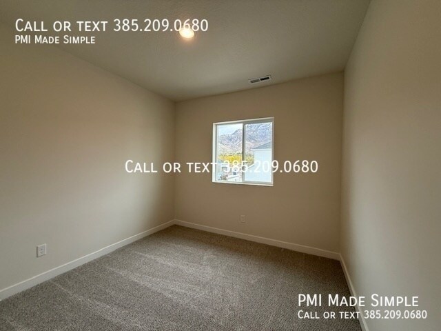 Building Photo - 10063 Torreya Dr