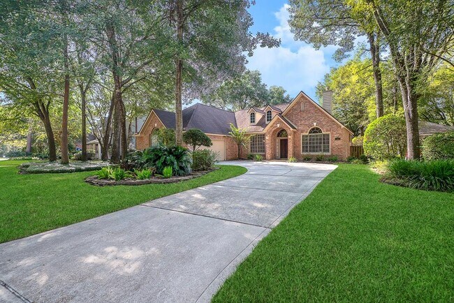 Primary Photo - 51 N Cochrans Green Cir