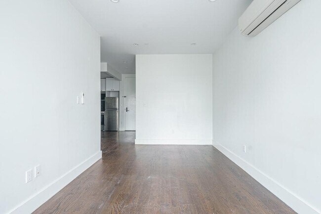 Building Photo - 62 De Sales Pl