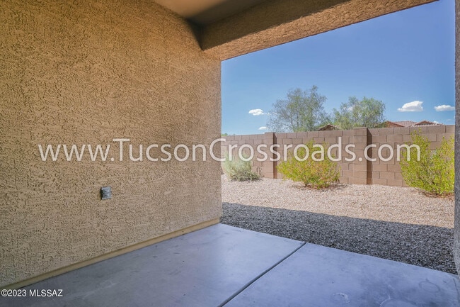 Building Photo - 1254 W Versilia Dr