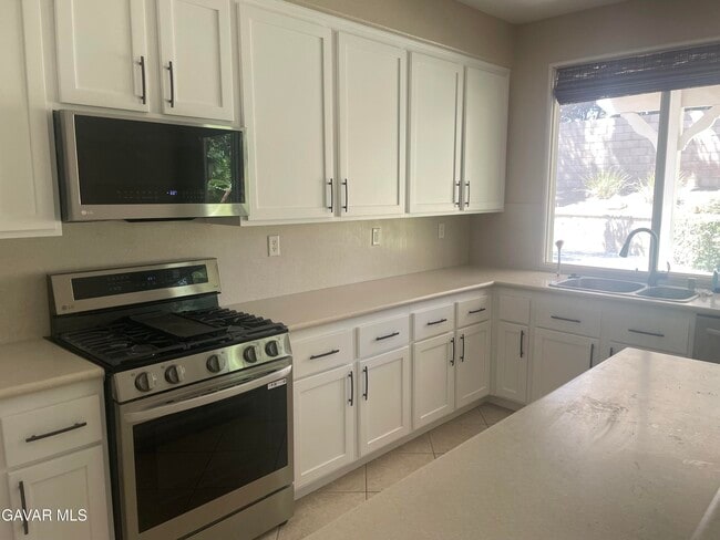 Building Photo - 3431 Fairgreen Ln