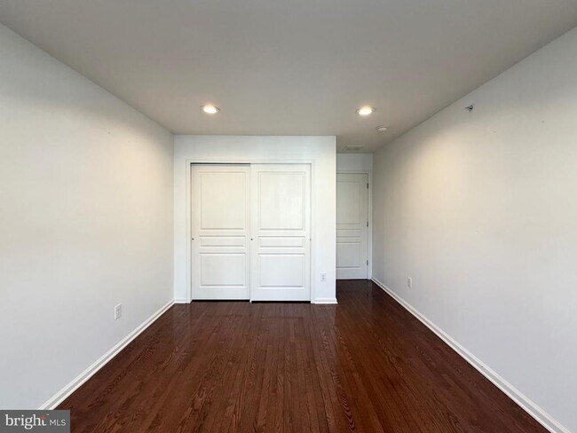 Building Photo - 308 Roarks Trail