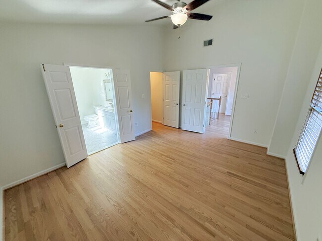 Building Photo - 10130 Treble Ct
