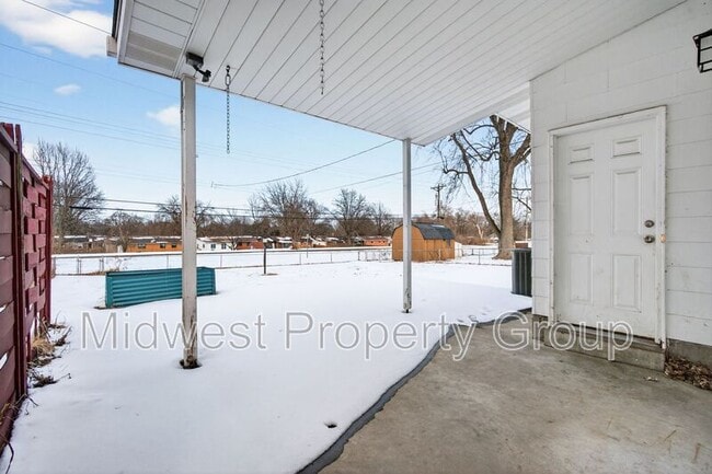 Building Photo - 2365 Dove Dr