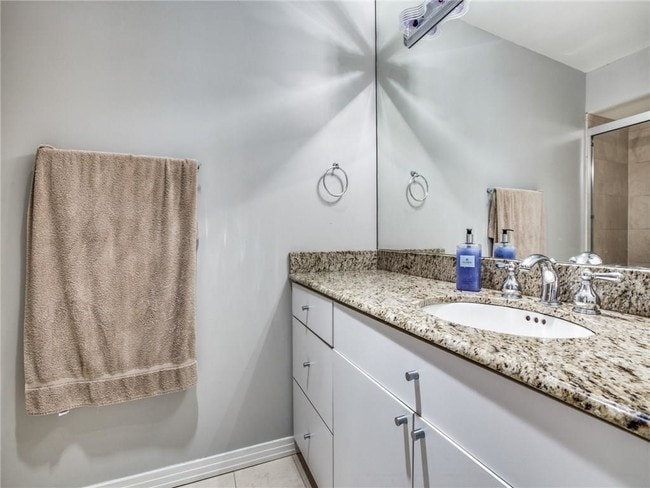 Building Photo - 3711 Holland Ave