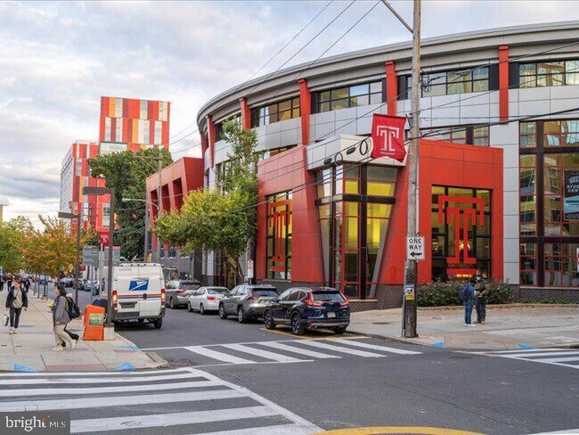 Building Photo - 1723 Willington St