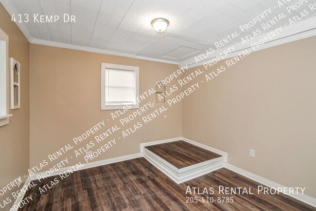 Building Photo - 413 Kemp Dr