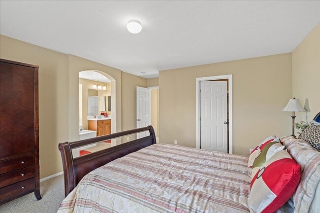 Building Photo - Beautiful Tuscan Inspired 3 Bedroom Home in Centennial Hills