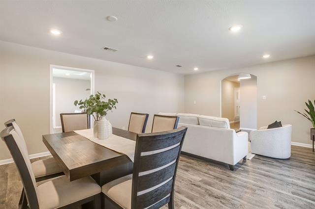 Building Photo - 6940 Bal Lake Dr