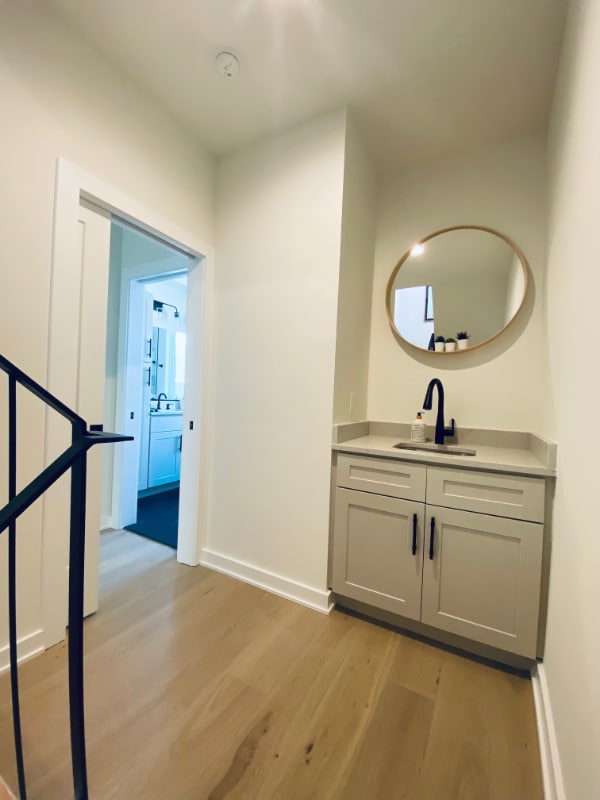 Building Photo - 2013 Abigail St