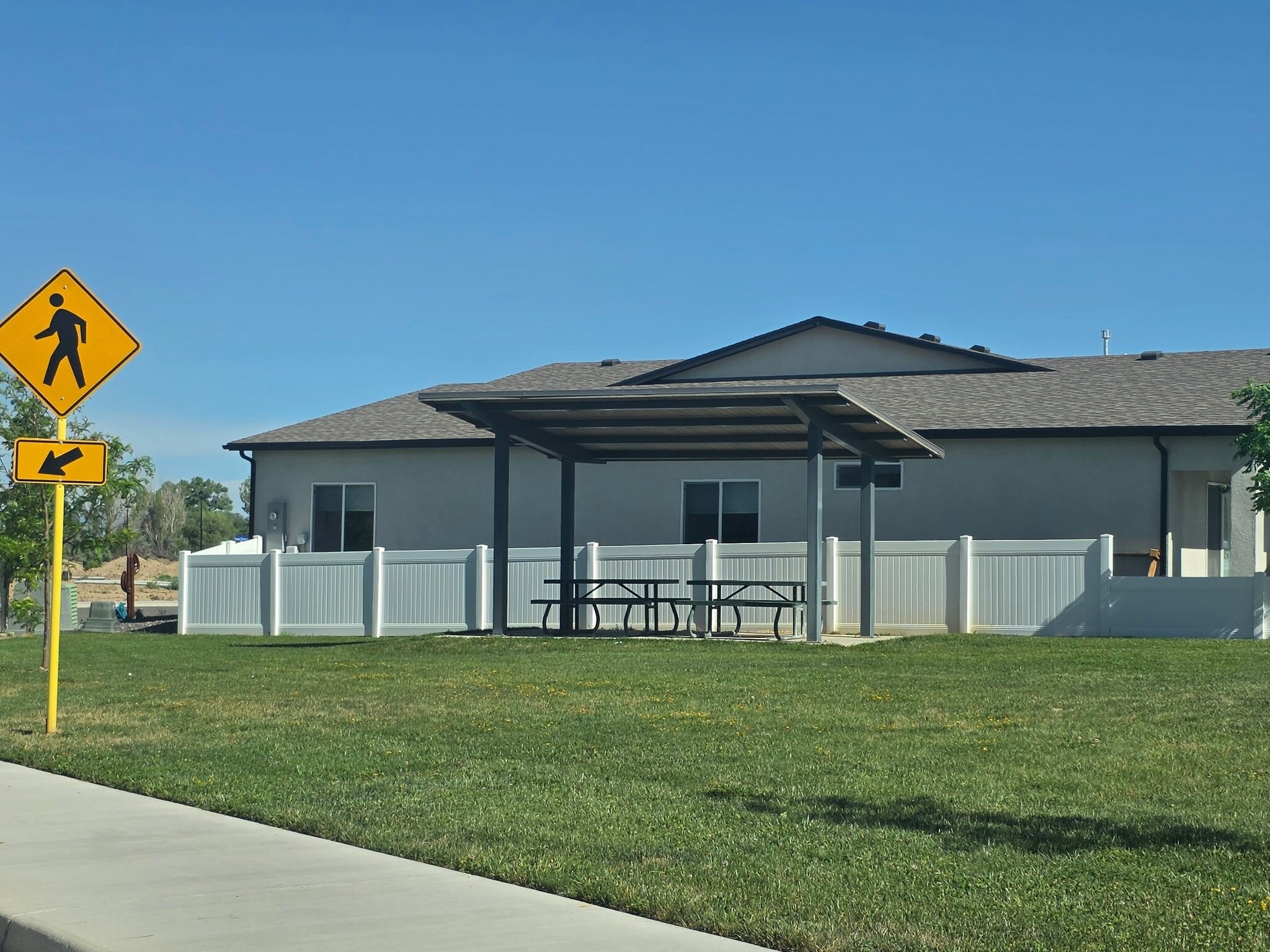 Building Photo - 1670 Rusty Rivet Rd