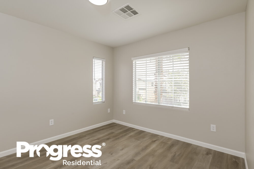 Building Photo - 6528 Blessed Thistle Ave