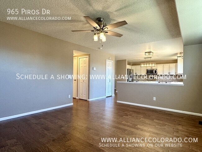 Building Photo - 965 Piros Dr