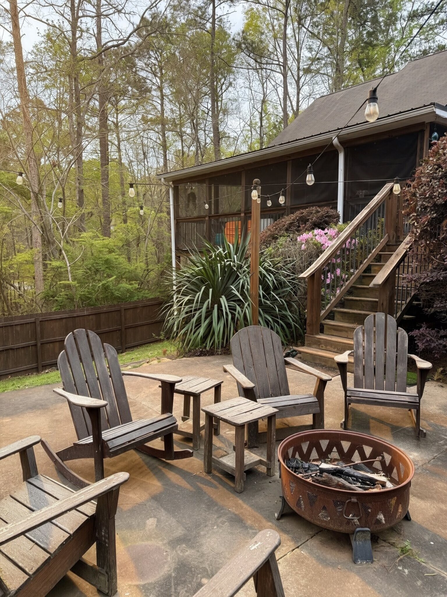Building Photo - 241 S Chattahoochee Dr